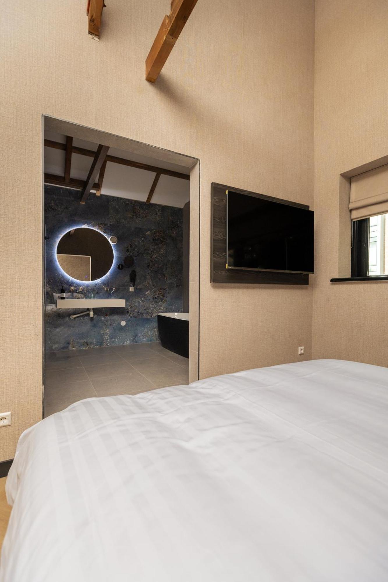 Hotel Twenty-Three Amsterdam Airport Hoofddorp Exterior photo