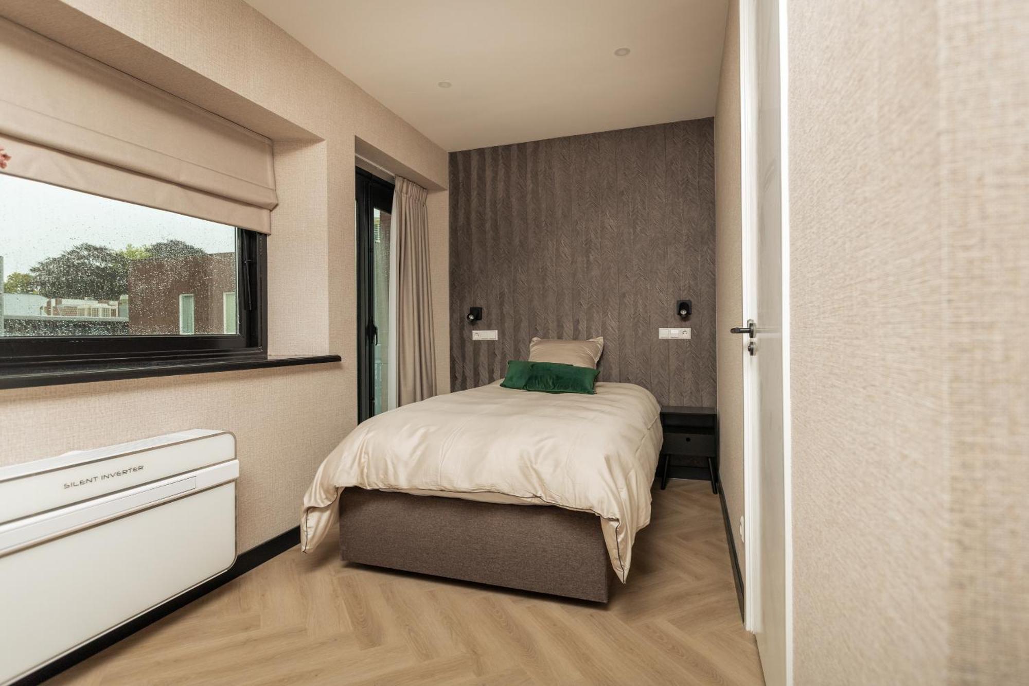 Hotel Twenty-Three Amsterdam Airport Hoofddorp Exterior photo