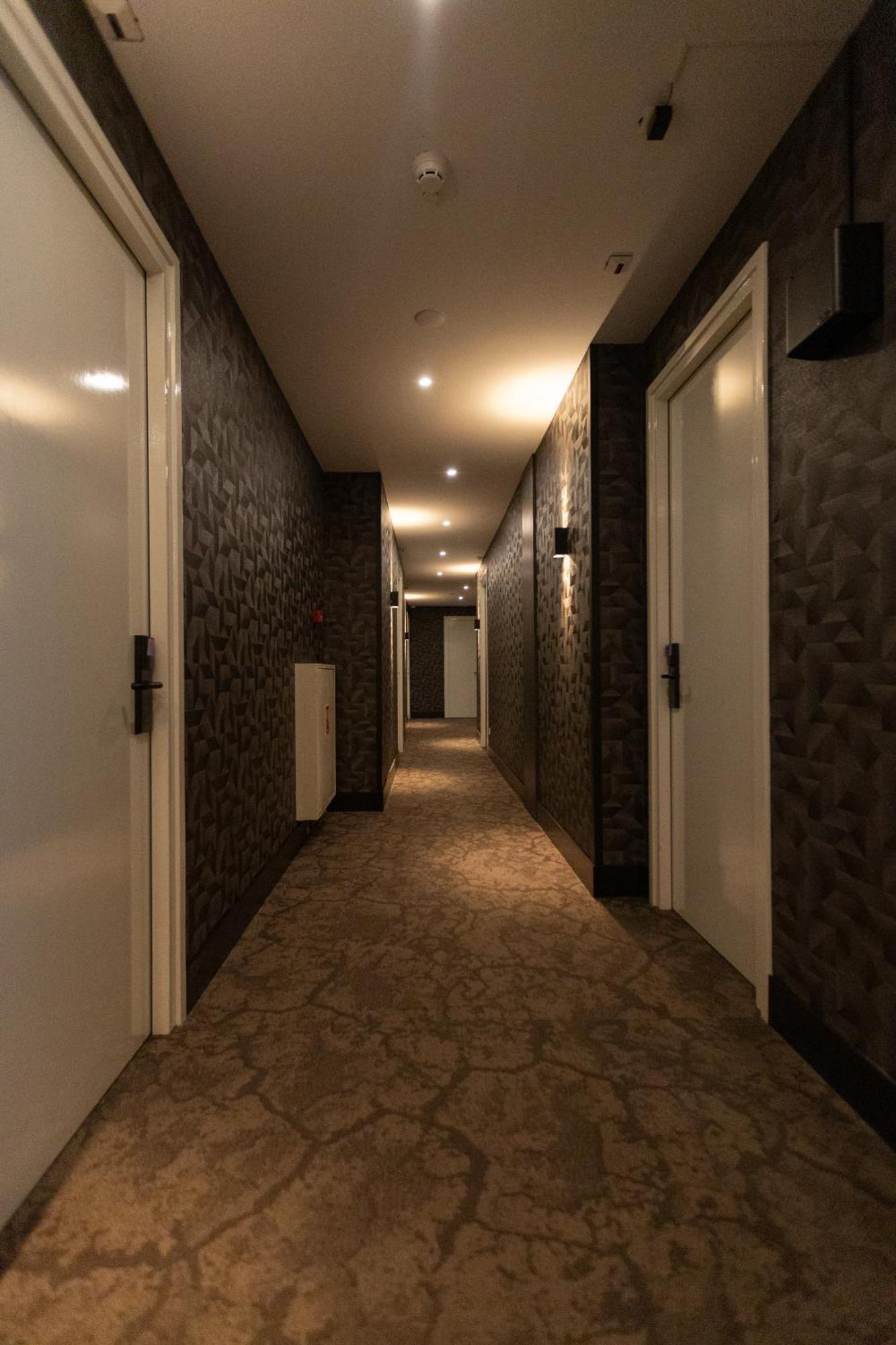 Hotel Twenty-Three Amsterdam Airport Hoofddorp Exterior photo
